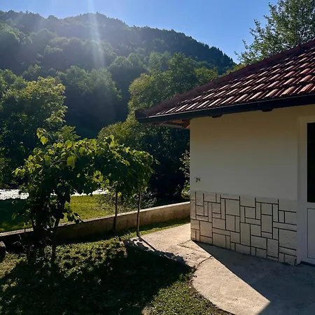 Oaza Vrbas - Riverside Near Jajce Vinac