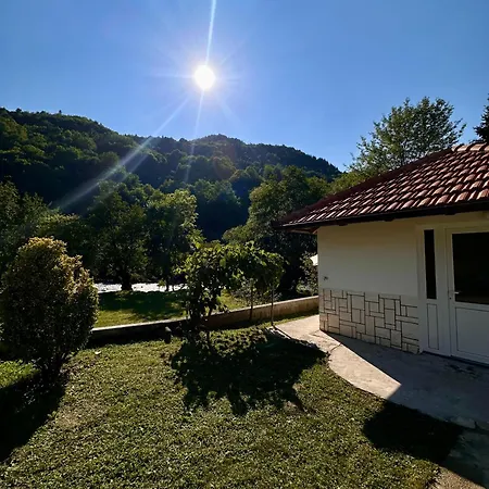 Oaza Vrbas - Riverside Near Jajce Appartement